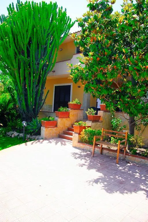 Happy Holiday Villa Syracuse 0*,