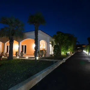 Temenos By Ortigiaapartments Villa